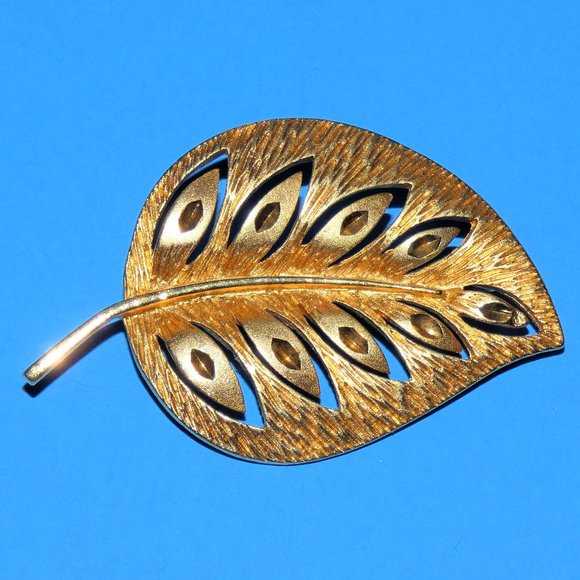 Julier Reed Brooch Allison Reed | Jewelry | Vintage Allison Reed Brooch Pin Leaf Feather ...
